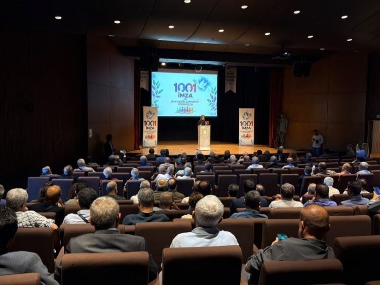 Deklerasyona 1001 îmzekaran: Em ji bo aştiyê helwest datînin
