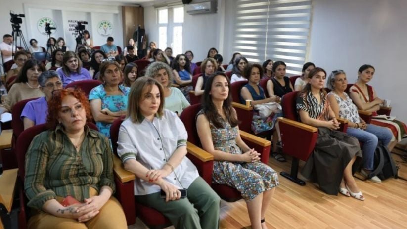 ‘Rejîmên şer li ser kedxwariya jinan tê avakirin’ 