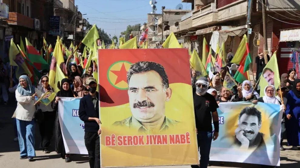 Komploya Navneteweyî 9ê Cotmehê li Rojavayê Kurdistanê bi xwepêşandanan hate şermezarkirin
