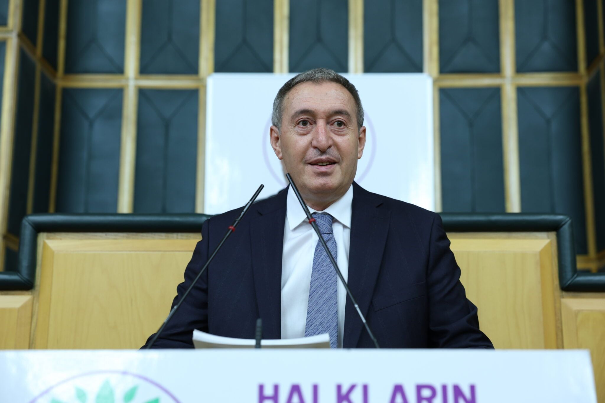 Bakirhan: Qanûna çarçoveyî destpêkeke nû ye