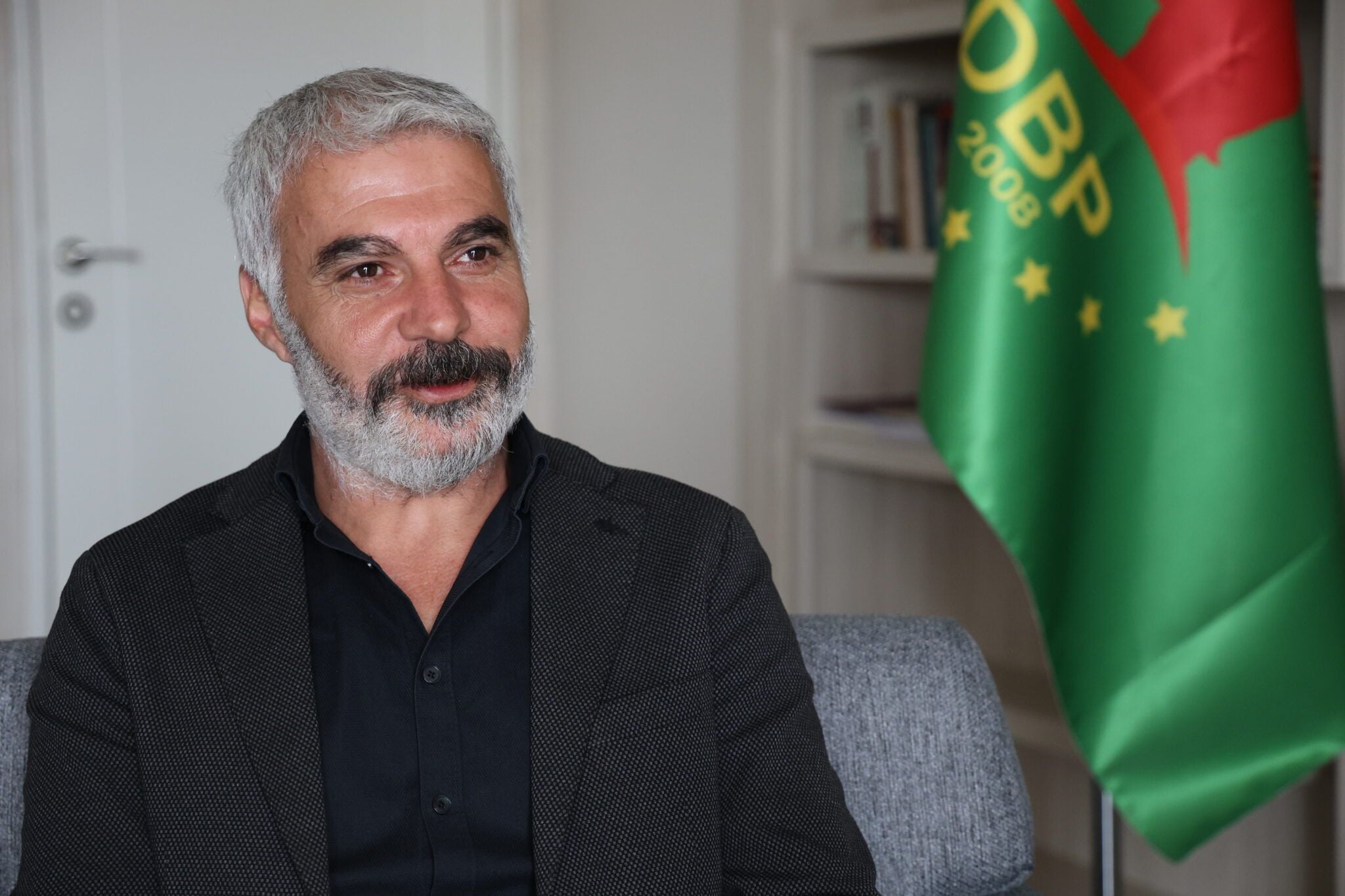 Pirsgirêka sed salan bi hiqûqa demokratîk çareser dibe 