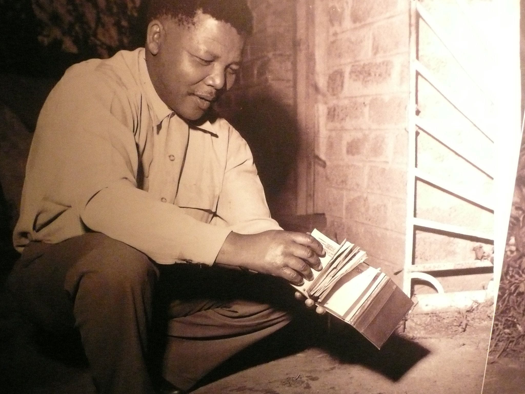 Nelson Mandela: Jiyaneke serbilind û têkoşer
