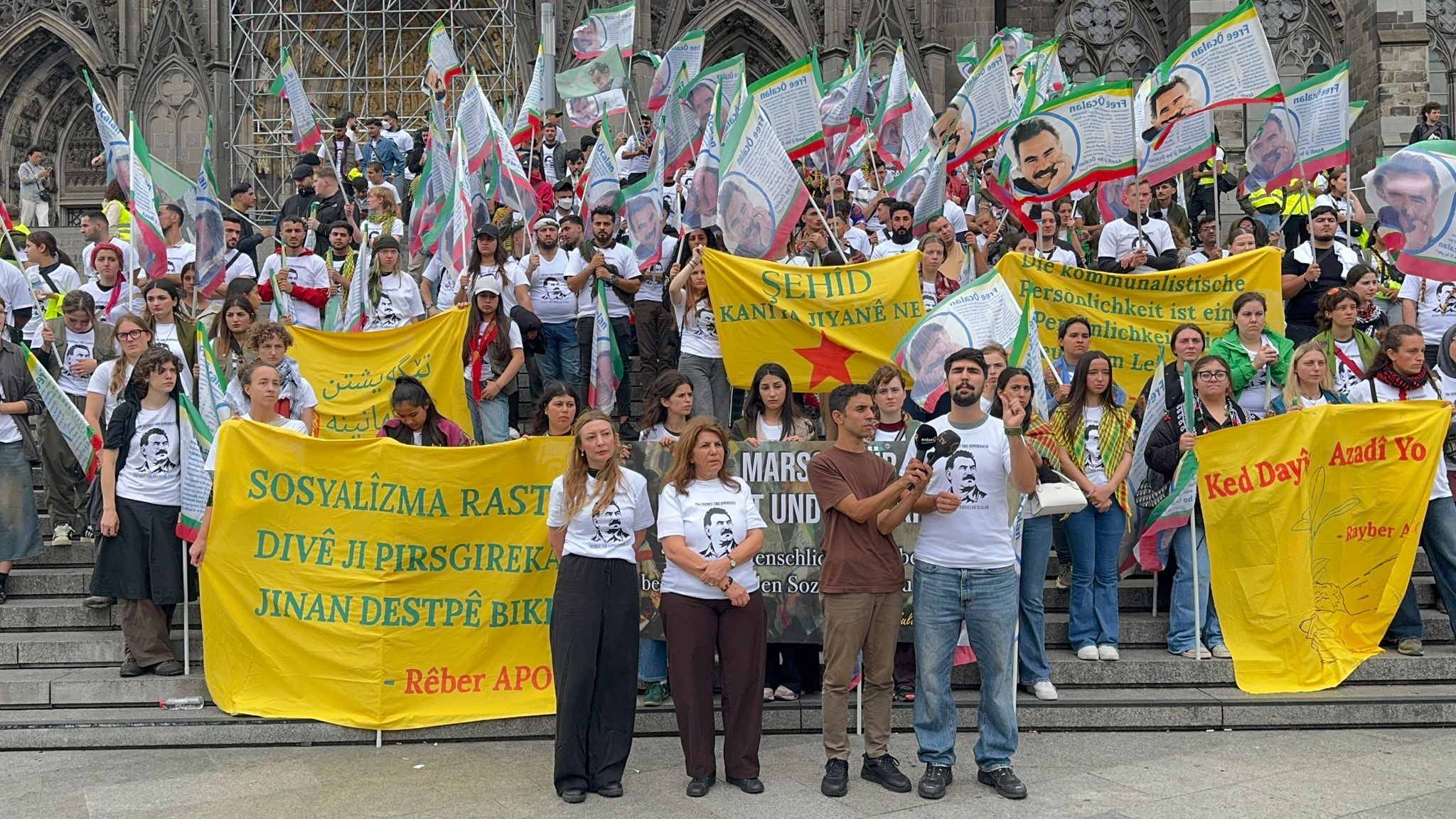 Meşa Azadiyê li Kolnê dest pê ki