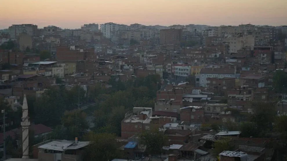 Amed de 4 hezar kesan reyde pêdîyayîş: "Problemo tewr gird ê taxan tiryak o"