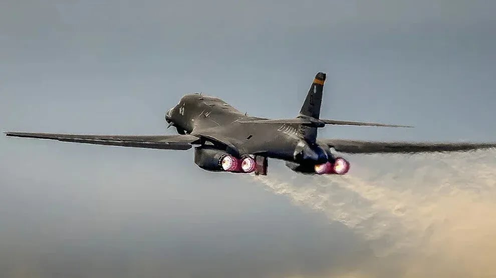 DYAyê li Îranê balafira bombardûmanê ya stratejîk B-1 bi kar anî