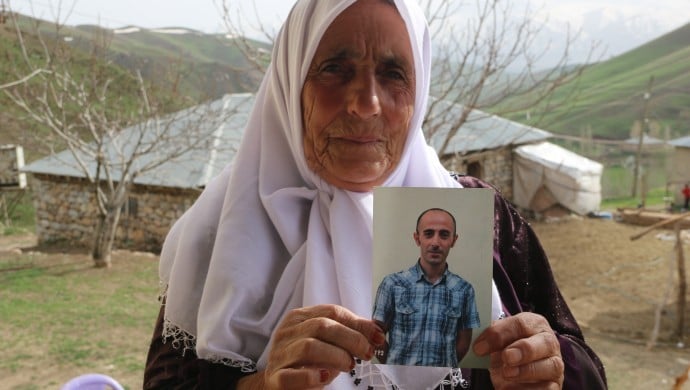 ‘Bi trîlyonan pere jî bidin naçim ber avahiya HDP’ê’
