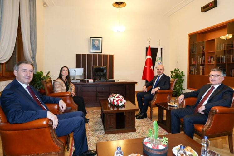 ‘Me ji bo qanûna çarçoveyî pêşniyarên xwe ji Kurtulmuş re kir’