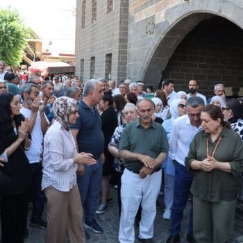DEM Partiya Sûrê: Em hişmendiya gel mehkûmî tariyê dike red dikin
