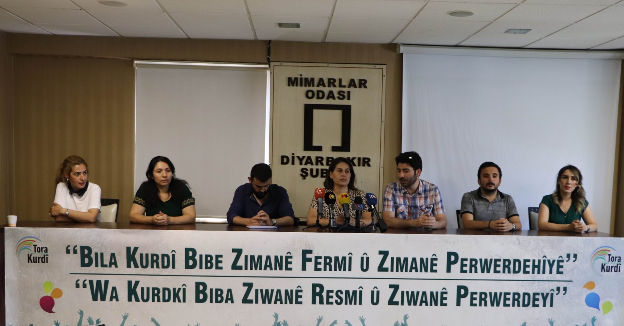 Mîtîngên kampanyaya ziman sibehê dest pê dikin
