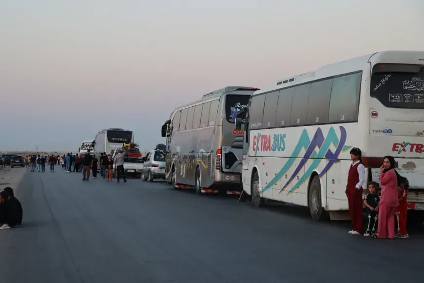 Qismêko bîn ê koçberanê Efrînî ver bi warê xo kewtî rayîr