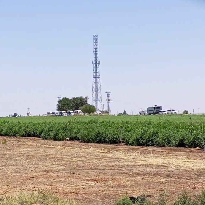 DEDAŞ û cendirmeyan direkê ceyranê rakirin