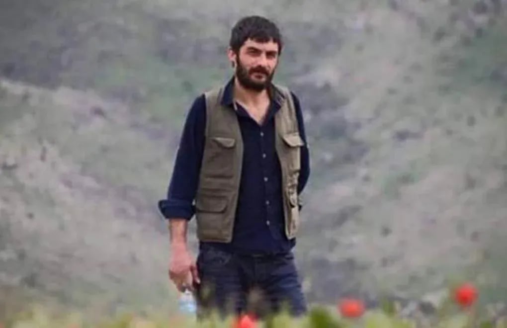Rîyê tarî yê yew ravêrê dişmeneyî: Qetilkerdişê Hecî Lokman Birlîkî