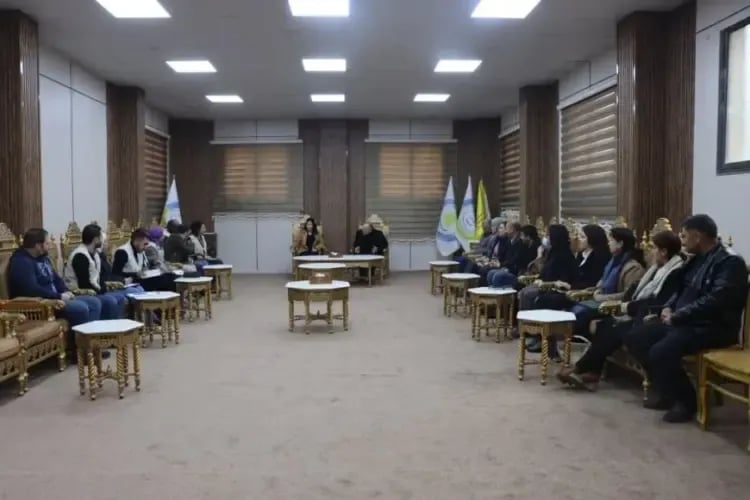 UNICEF û WFDê serdana Kobanê kirin