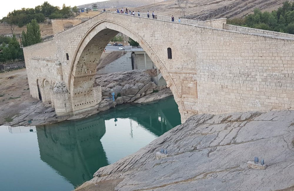Paytexta dewleta Merwaniyan: Farqîn