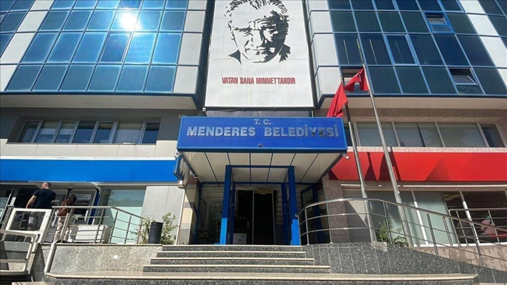 Şaredarê Menderesê Îlkay Çîçek û gelek kes hatin binçavkirin