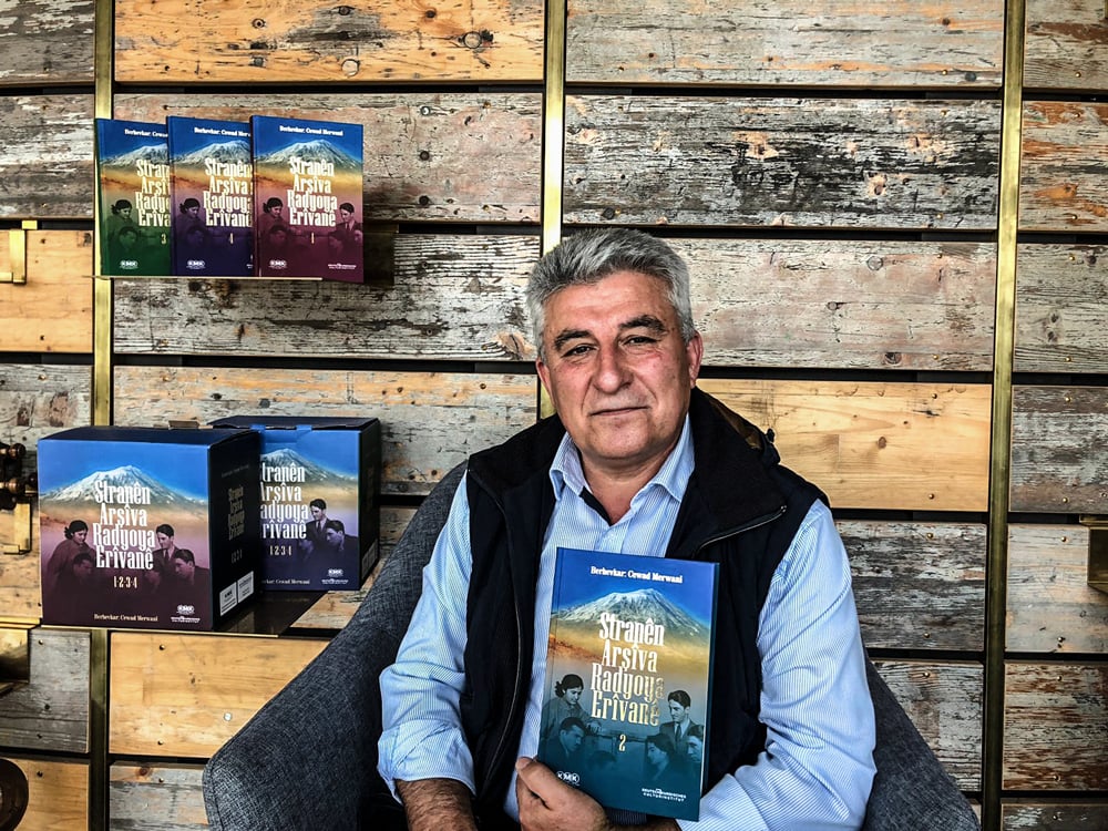 Dîrok di stranan de vaşarî ye