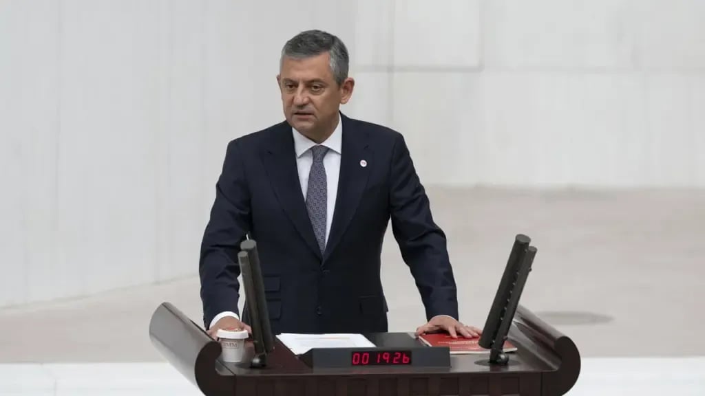 Ozgur Ozel: Em li pêşiya aştiyê nabin asteng