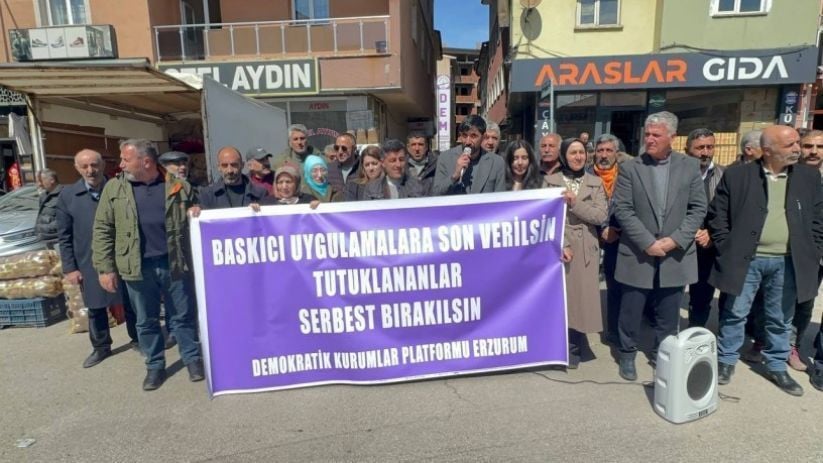 Tepiştiş û destbendkerdişî ameyî protestokerdiş