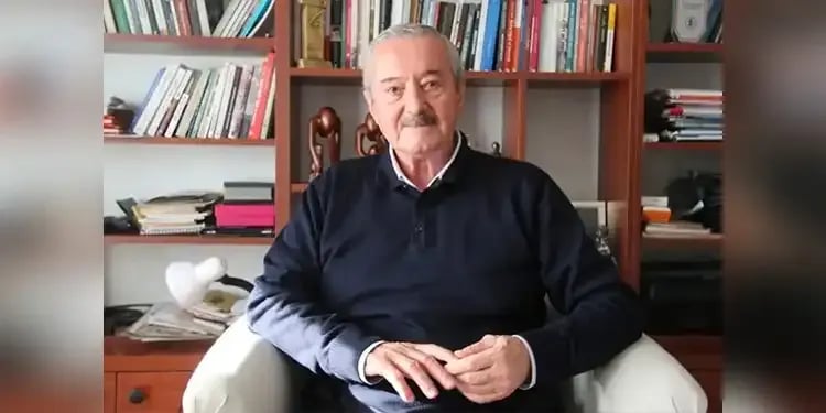 'Divê her kes bi nasnameya xwe bijî'