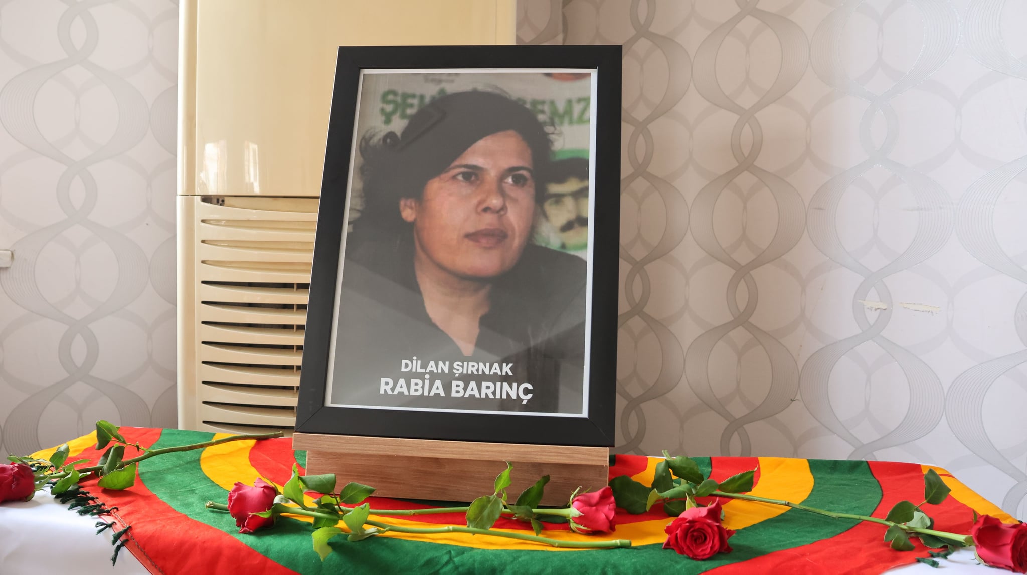"Sed sal derbas bibin jî em ê nikaribin deynê wan bidin"