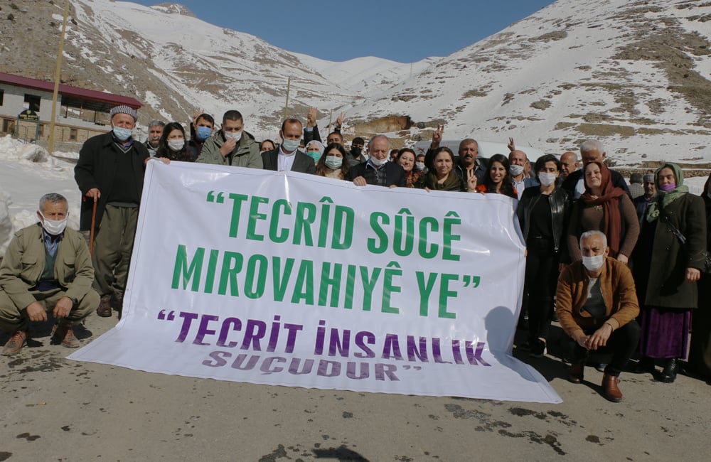 'Deng bidin qîrîna li girtîgehan'