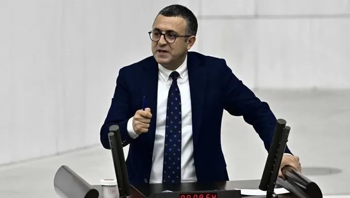 Qerarê ‘buroyê terorî’ yê Wezaretê Edaletî: DEM Partîyî bertekê xo mojna