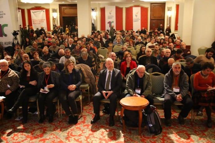 Plansaziya pêşerojê derxistin