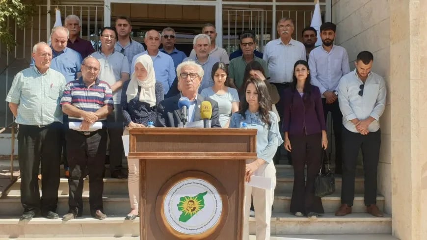 Ji bo azadiyê îmzeyan kom dikin