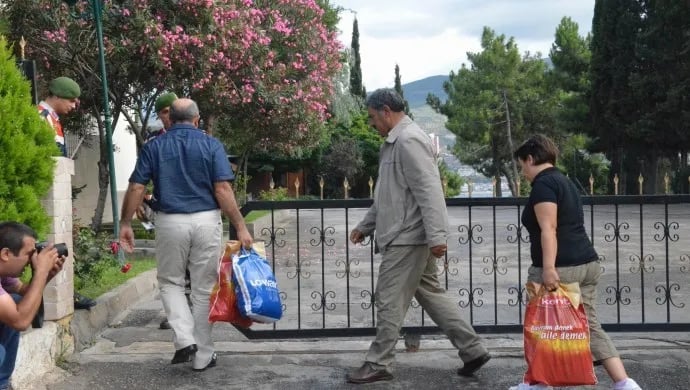 Malbat çima dibe minyatûra dewletê?