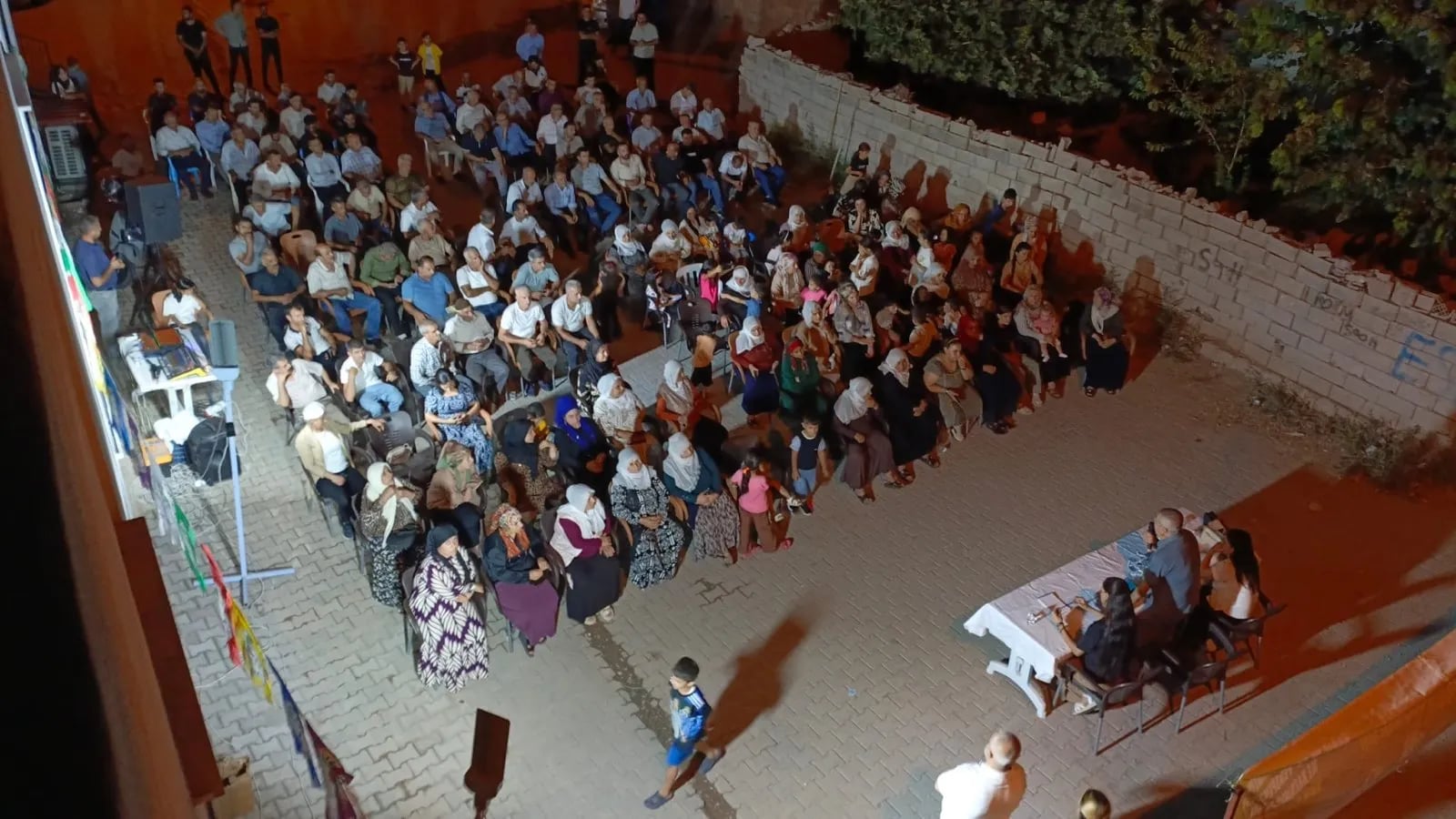 Civînên Gel: Em bi Rêbertiya xwe bawer in