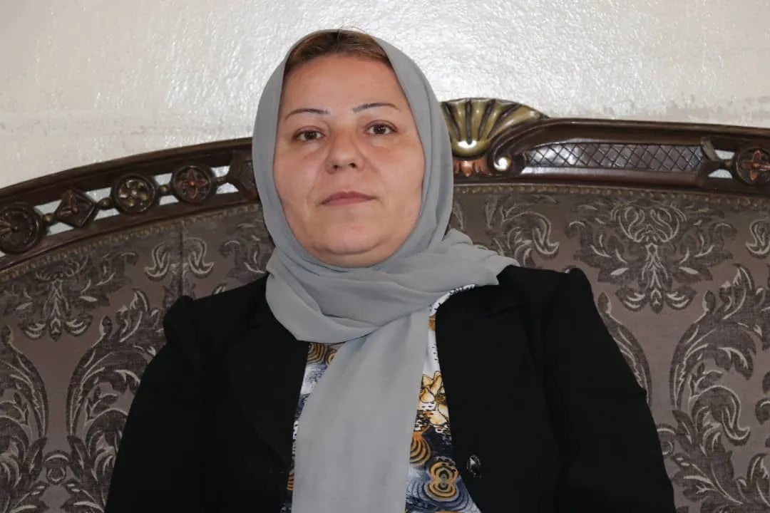Hêvîn Silêman: Rêveberiya Şamê naxwaze şervanên YPJê berde