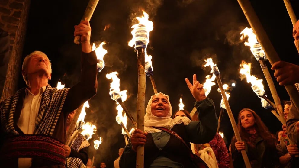 Awirek li ser dîroka Newroz û Sîn-Sîngo ye