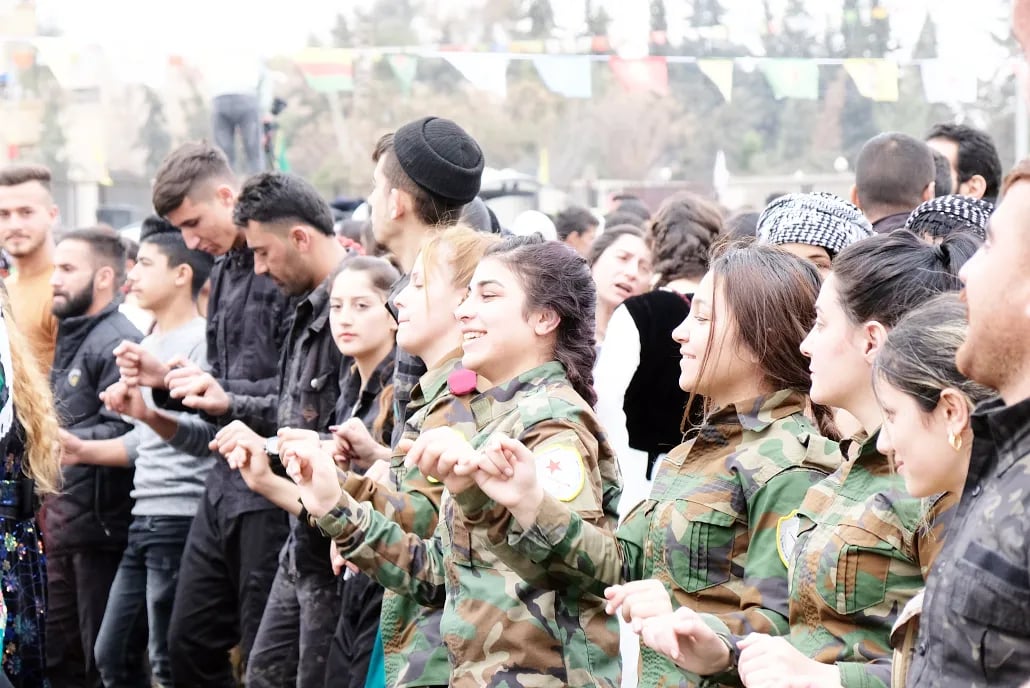Fîlmên reş dibin rastî