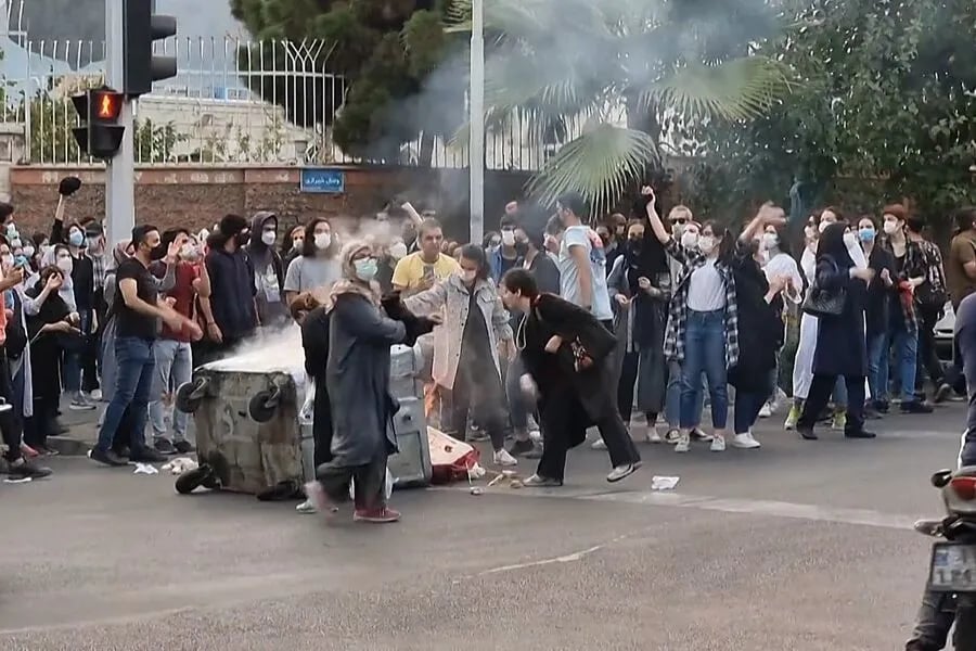 Êdî çi maye ku Kurd bikin ku weke xwe bêne dîtin?
