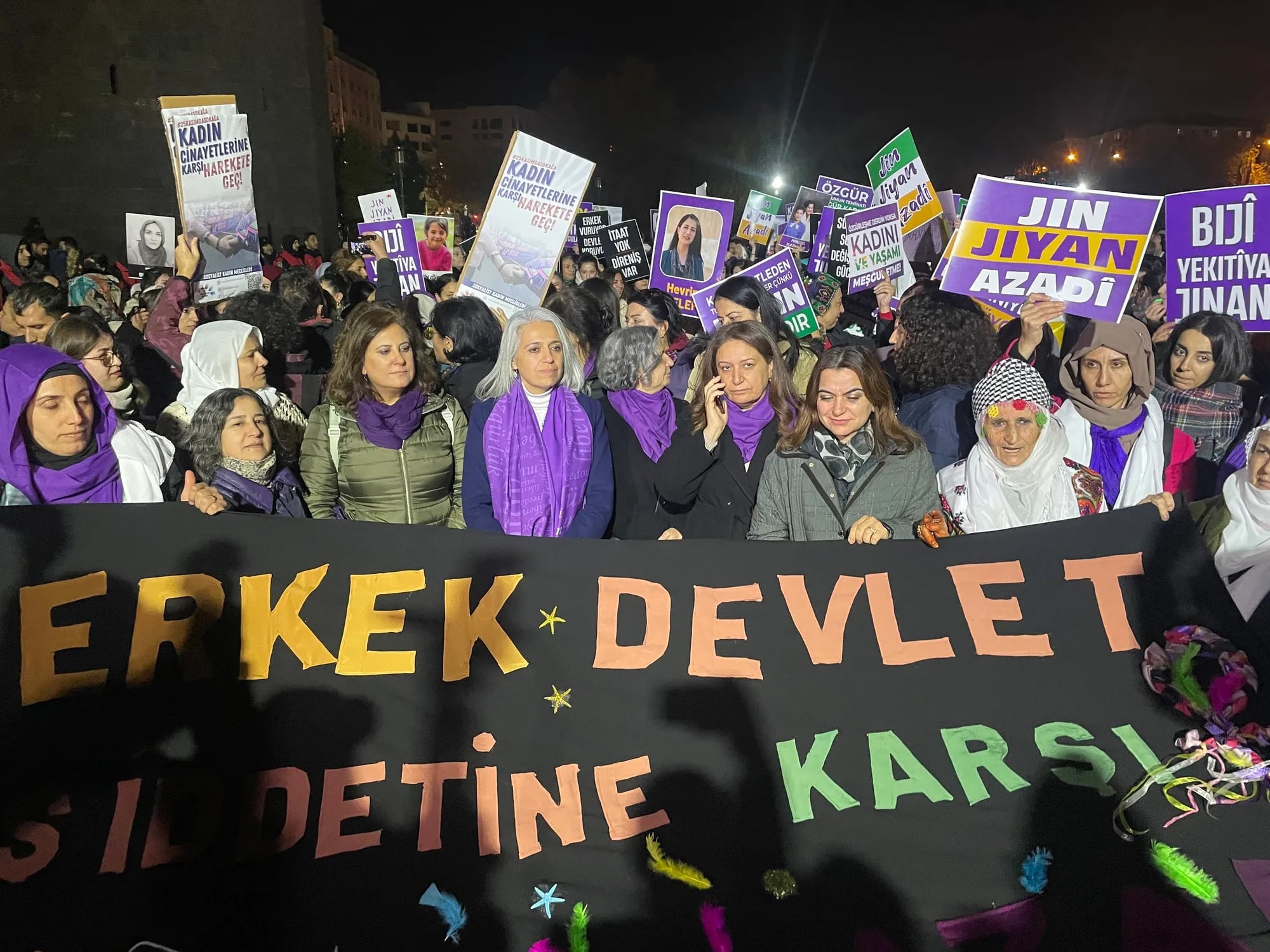 Jin, jiyan, azadî li Qada Deriyê Çiyê olan da
