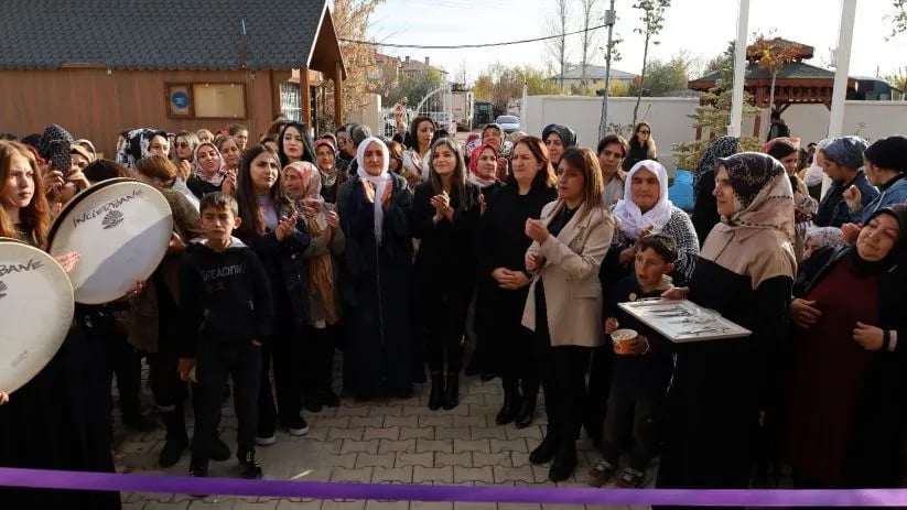 Şaredariya Wanê navendeke din a jiyanê ya jinan vekir