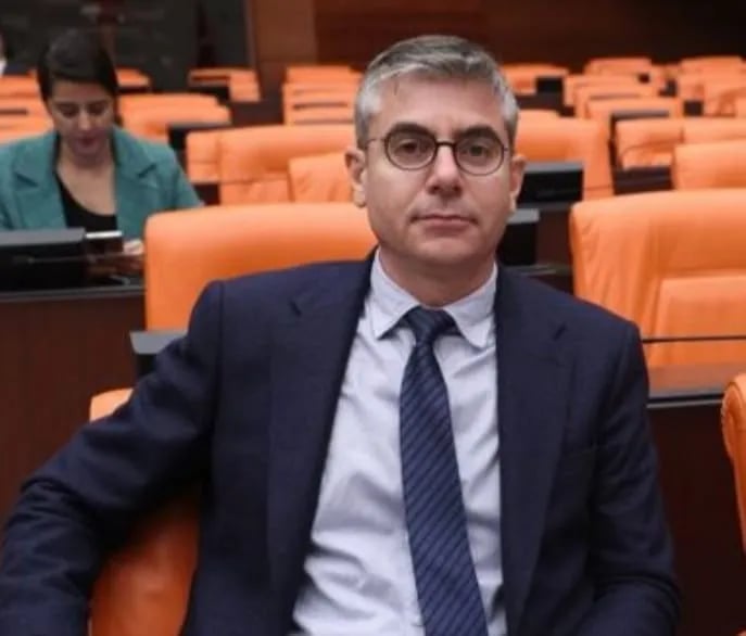 Bozdag: Komara Tirk li ser înkarê ava bûye