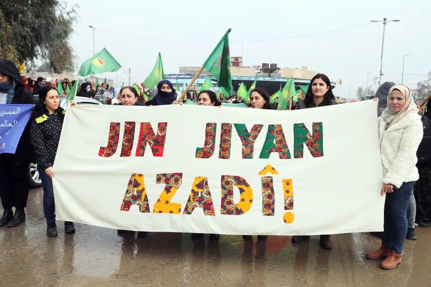 Jin bi Hevpeymana Jinan 12 saliya şoreşê pîroz dikin