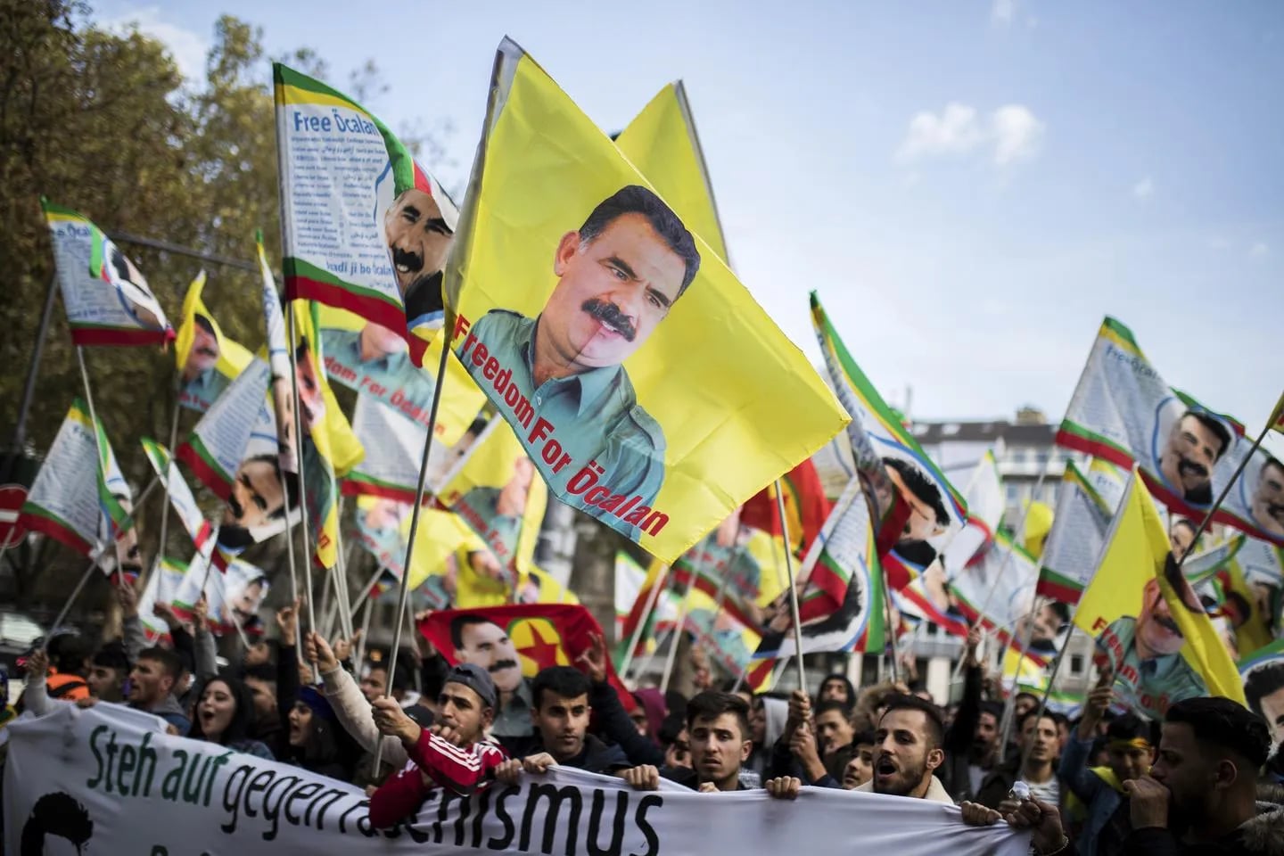 Pêngava azadiyê global dibe