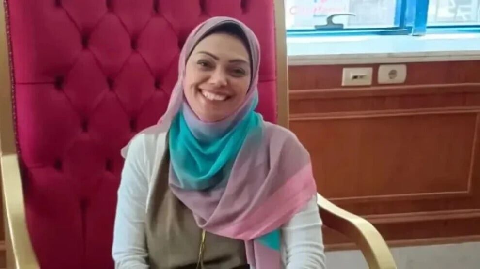 Lêkolînera Misrî Ferînaz Etiya: Em bi YPJê serbilindin