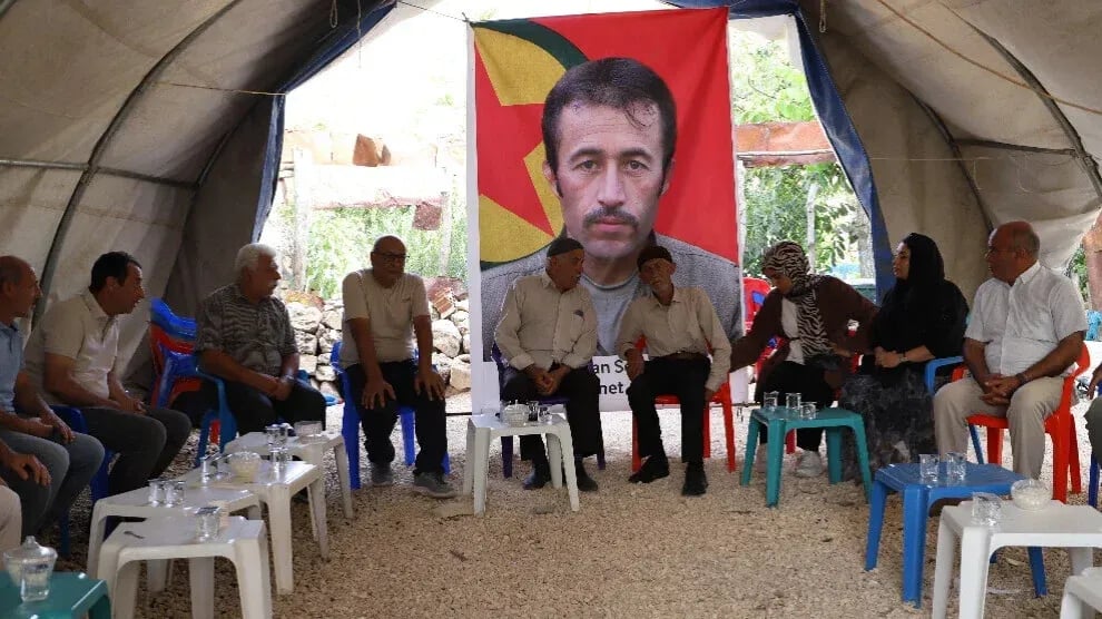 Gel şehîdên azadiyê bi girseyî bi bîr anîn