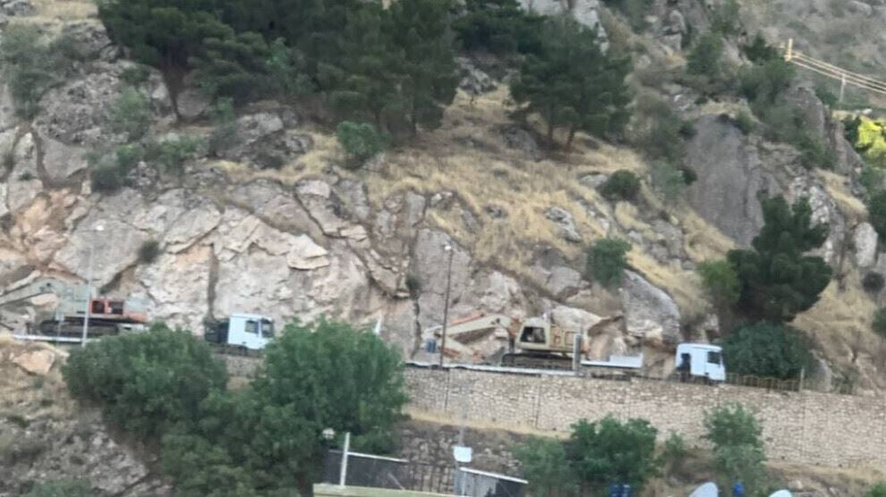 KDP bi şûrê tirkan êrîşî kurdan dike