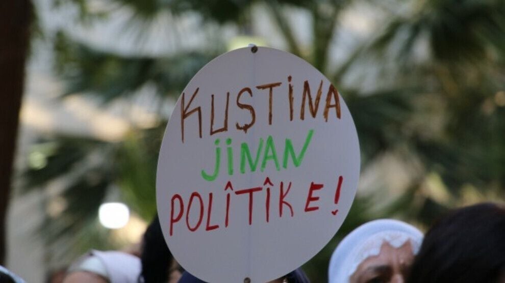 Di mehekê de 33 jin û zarok hatin qetilkirin