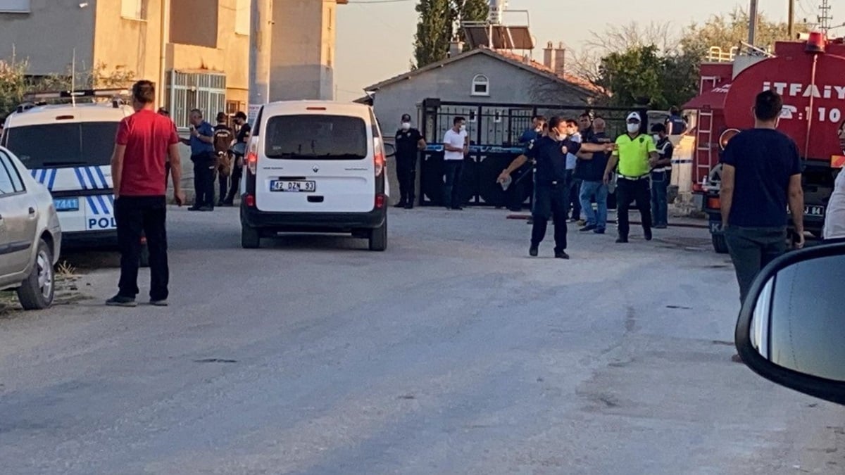 Komkujiyeke etnîkî û polîtîk e