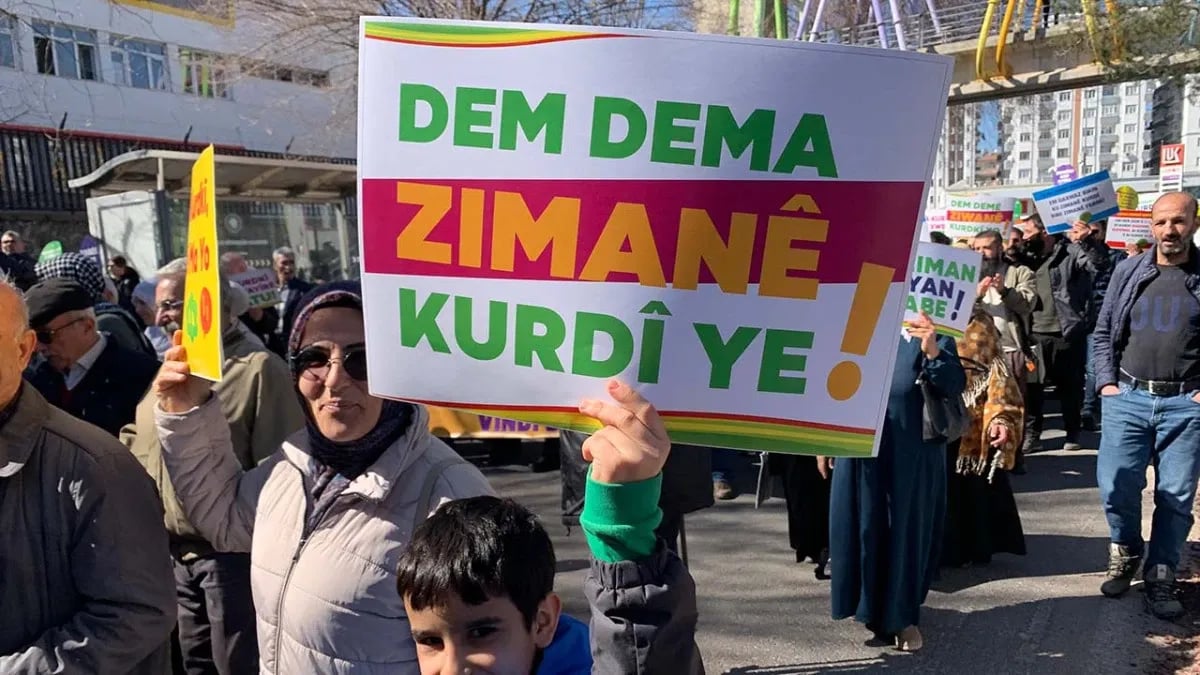 Divê civak li xwe xwedî derkeve