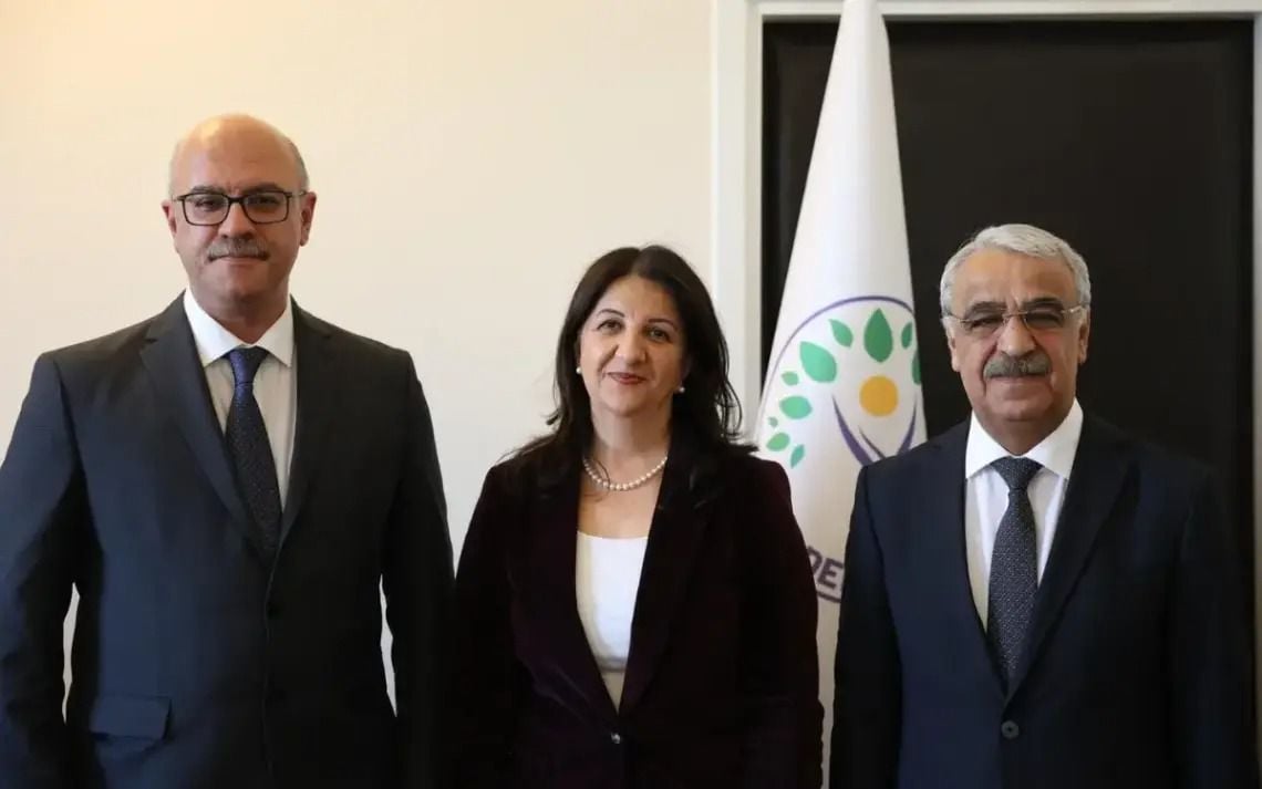 Şandeya DEMê ji Îmralmiyê vegeriya