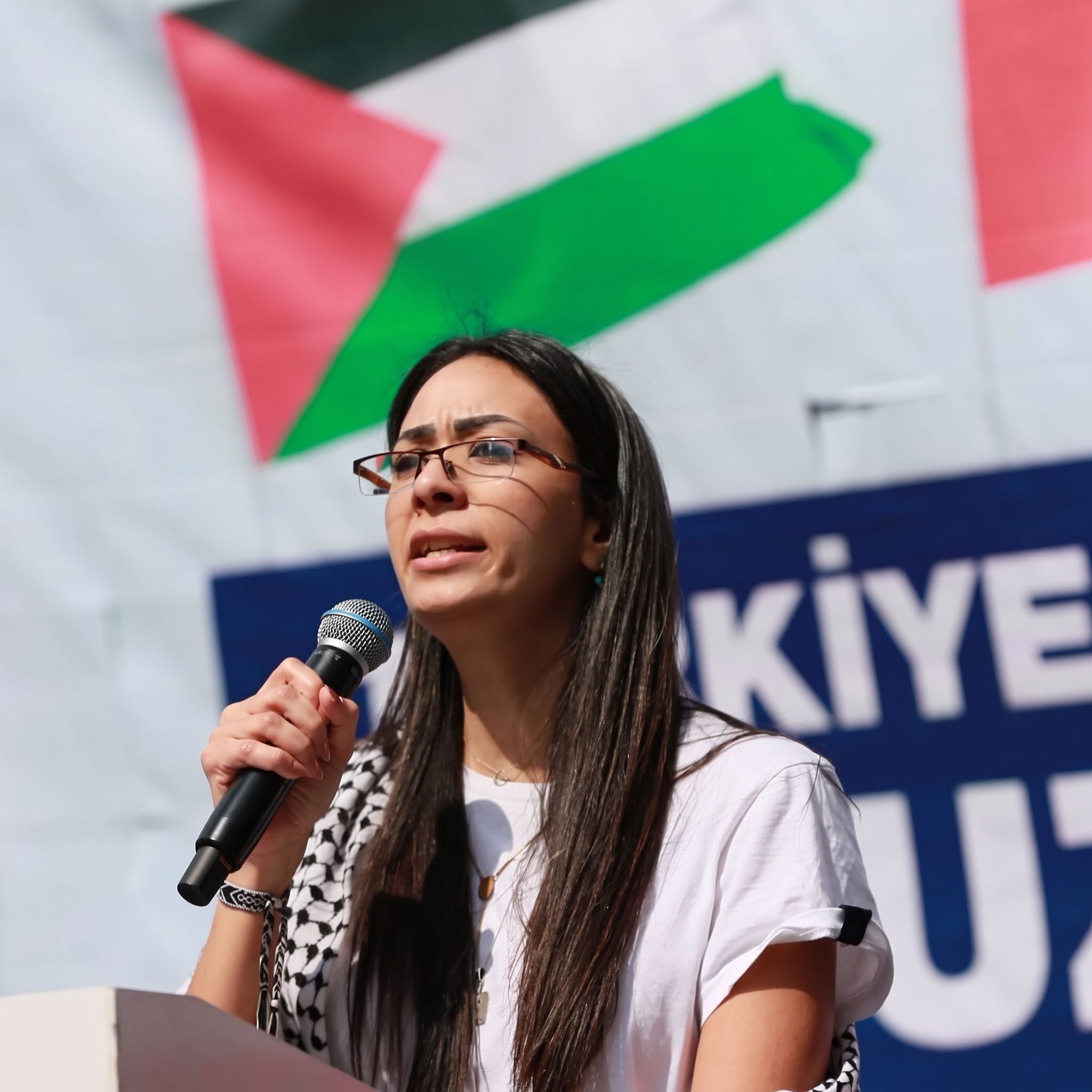 Al-Rub: Çareseriya pirsgirêka Kurd dê ji bo Rojhilata Navîn bibe misogeriya aştiyê