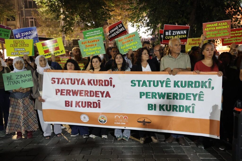 'Divê mafê zimanê dayikê bê misogerkirin'