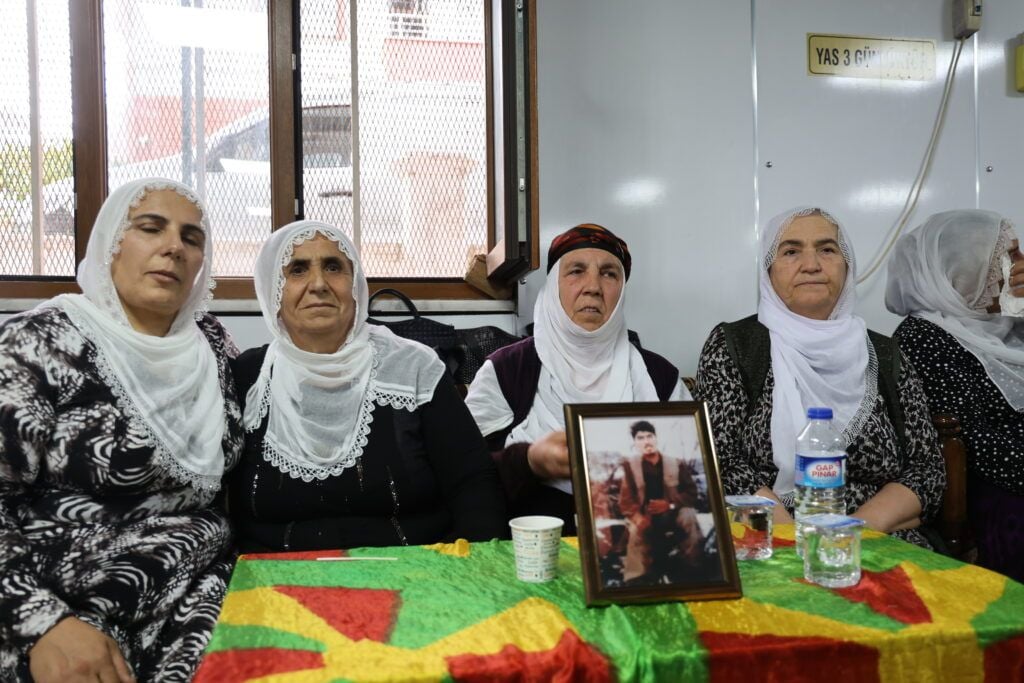 Hamît Gulcan bi girseyî bi bîr anîn