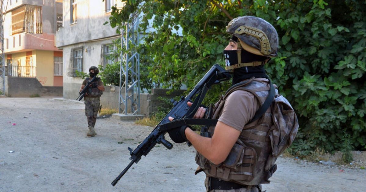 Di serdegirtinên malan de herî kêm 13 kes hatin binçavkirin